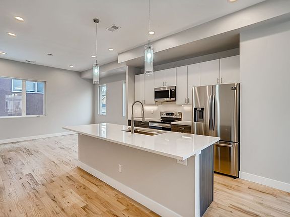 2nd image of 1250 N Quitman St #5