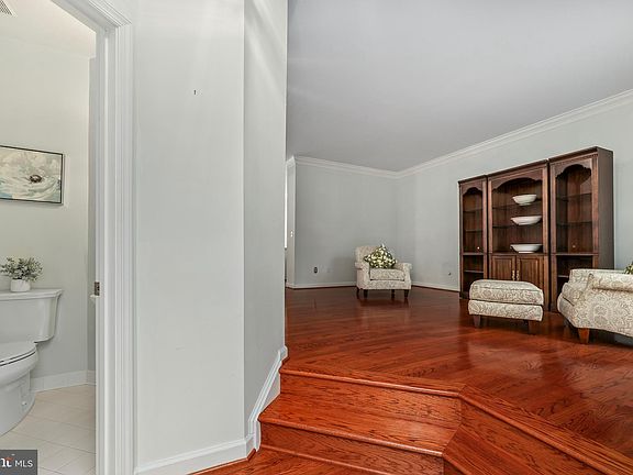 4th image of 6329 Franconia Commons Dr