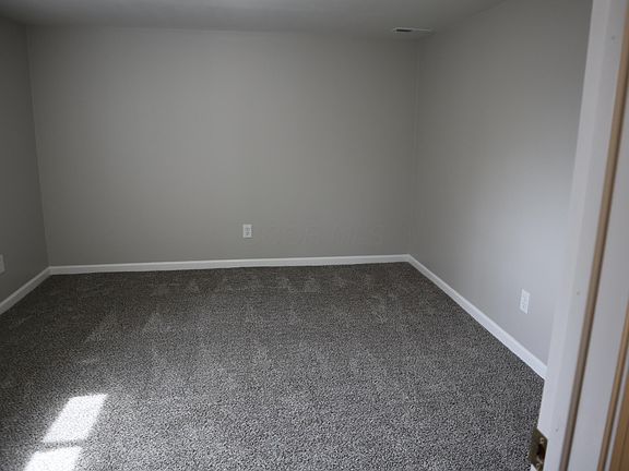 2nd image of 15 S Buckles Ave