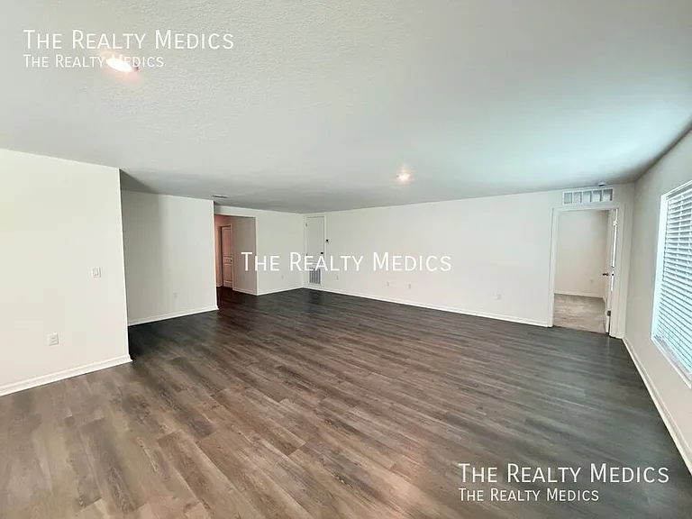 73 N Rooks Ave — Photo 6