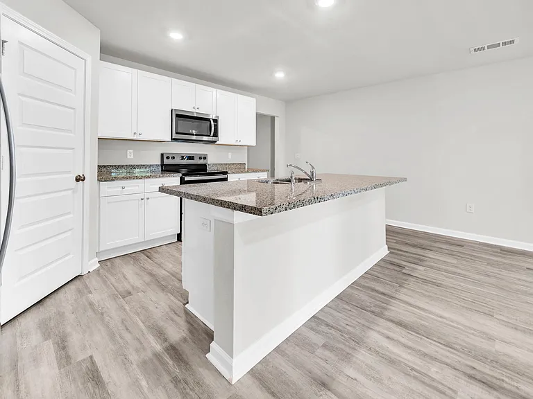 3107 Tricia Cir — Photo 3