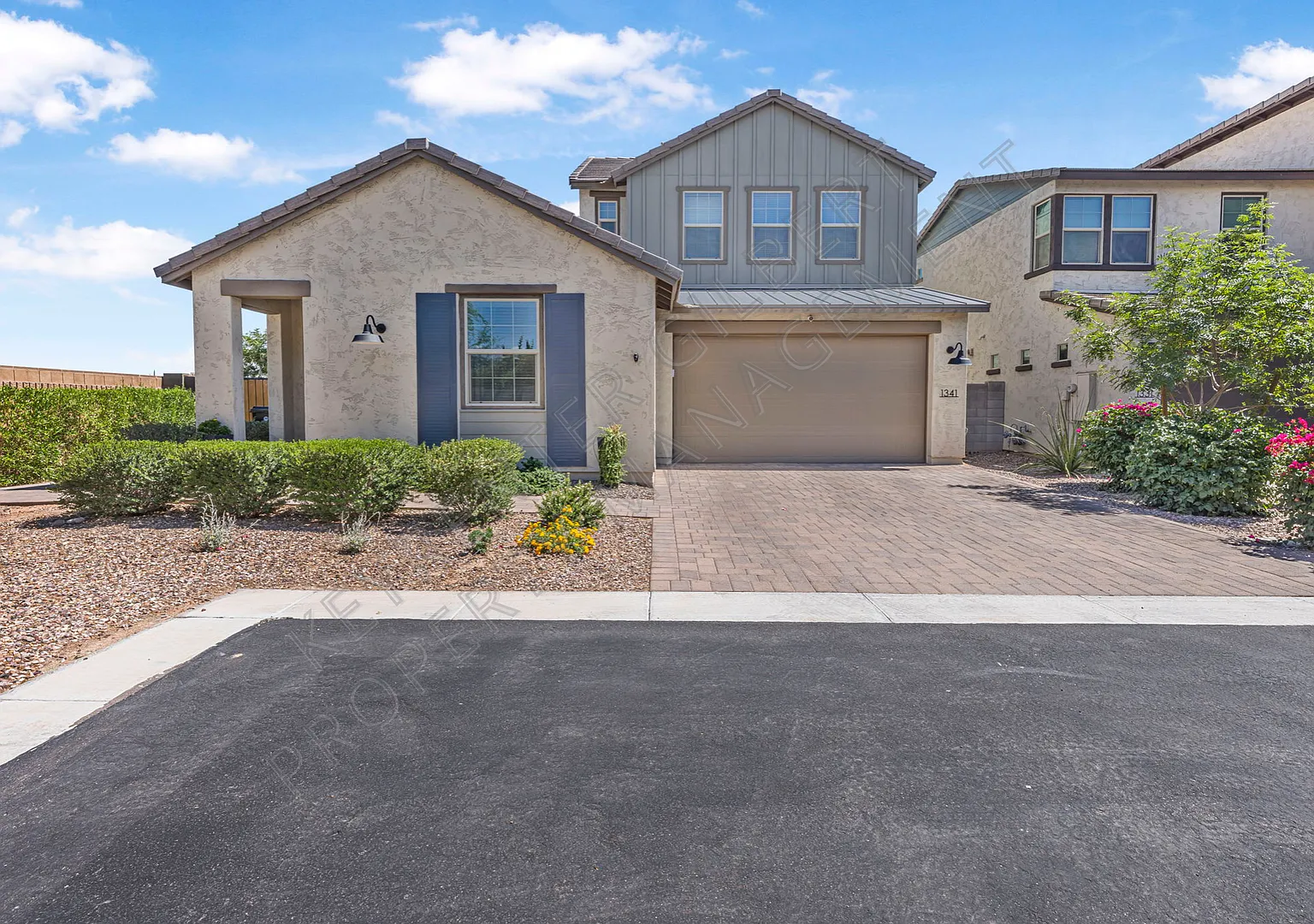 Modern 3-Bed + Bonus Room /2.5-Bath Home in Desirable Chandler Boutique Neighborhood Spacious Lay... — Photo 2