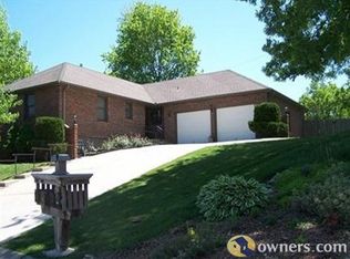 18301 E 26th Ct S, Independence, MO 64057