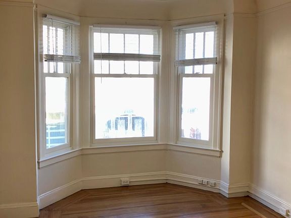 3rd image of 959 Jackson St