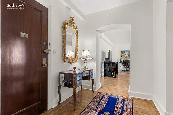 Rented by Sotheby's International Realty | media 8