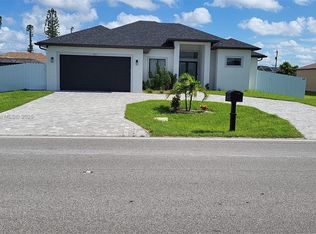 707 Tropicana Pkwy E, Cape Coral, FL 33909