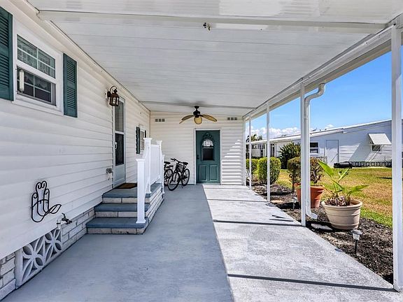 4th image of 1530 45TH AVENUE DRIVE E