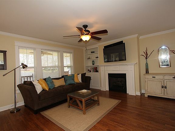 5th image of 202 W Woodrow Ave