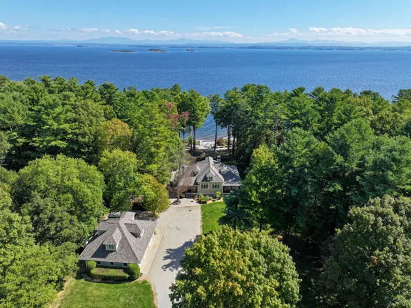 882 Point Rd, Willsboro, NY 12996