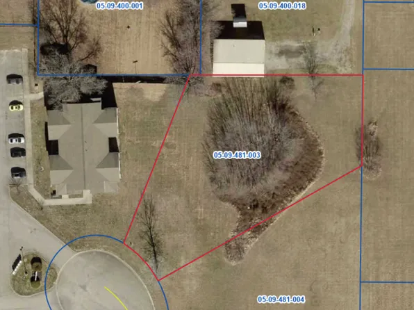 710 Eagle Pass Dr, Carterville, IL 62918