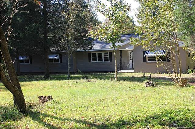 1st image of 1421 Breezewood Dr