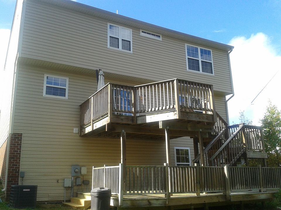 2nd image of 905 Scotch Pine Ct