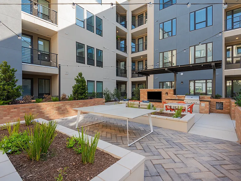 Tin Top Flats at the Creamery — Photo 37