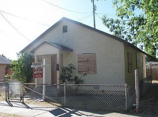 370 East St, Patterson, CA 95363