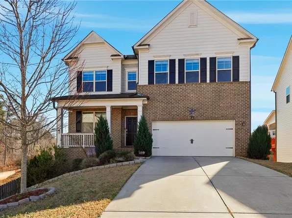 156 Round Pond Dr, Lilburn, GA 30047