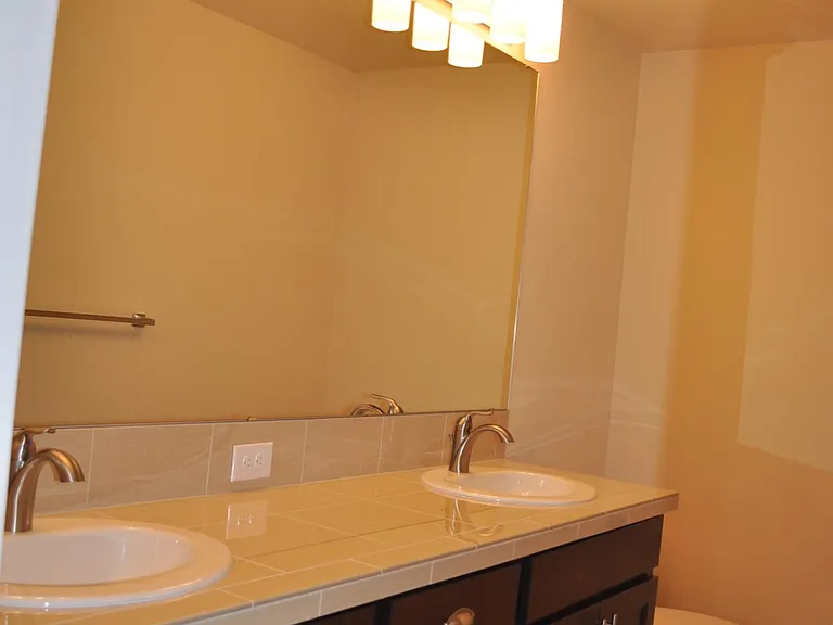 2544 NE Mulberry Walk — Photo 11