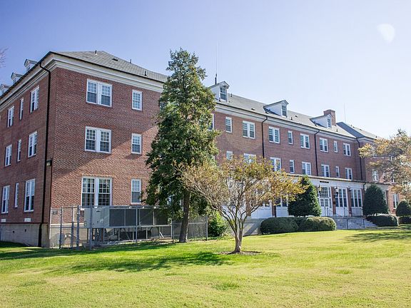 2nd image of 150 Ingalls Rd #302