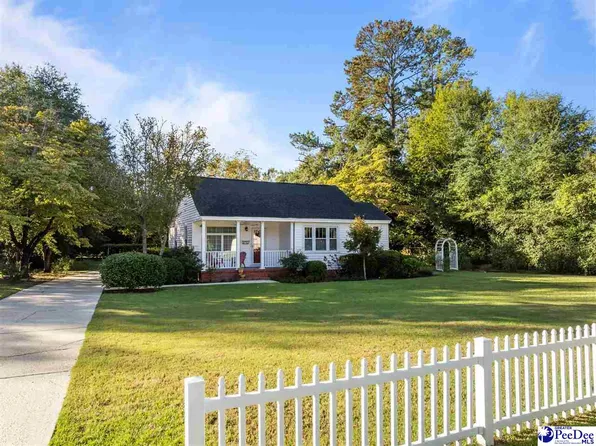 925 Sparrow Ave, Hartsville, SC 29550