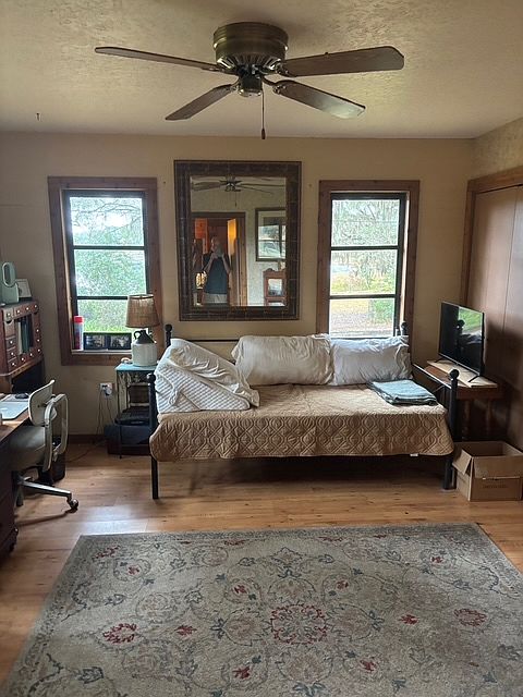 1st image of 11360 NE 150th Ln