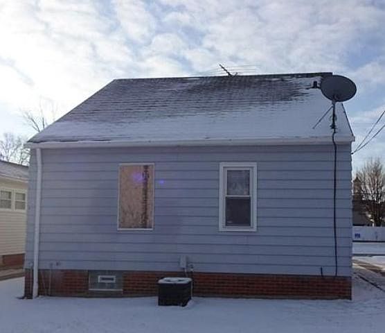 1st image of 3436 Lucerne Ave