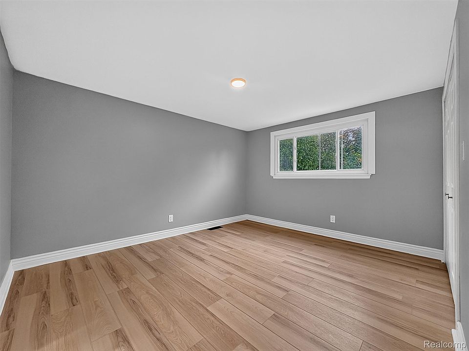 3103 Ferncliff Ave, photo 20