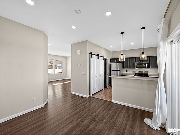 5th image of 5596 Canyon View Dr