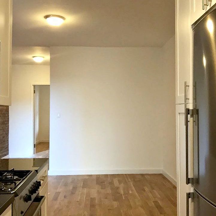 2nd image of 3280 30th St APT 3R