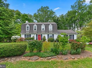 10711 Sandy Landing Rd, Rockville, MD 20854