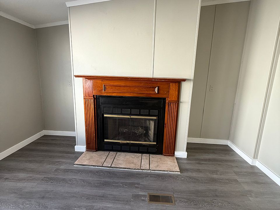 1st image of 4502 Carla Ln #6