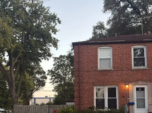 1697 Stockton Ave, Des Plaines, IL 60018