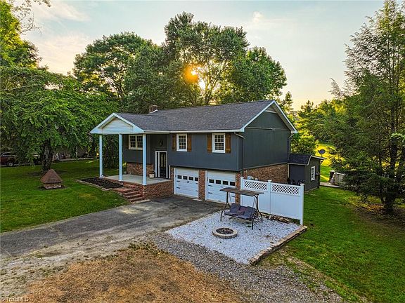 2nd image of 353 Smith Ln