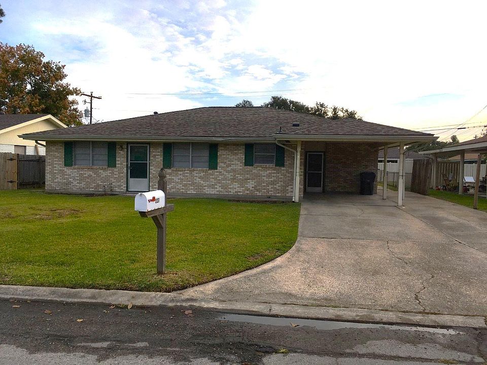 1st image of 227 El Paso Dr