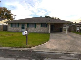 227 El Paso Dr, Houma, LA 70360