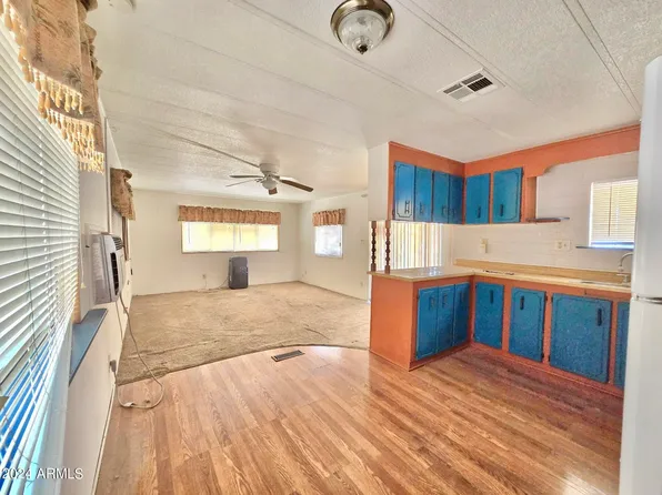 318 S Crismon Road #6, Mesa, AZ 85208
