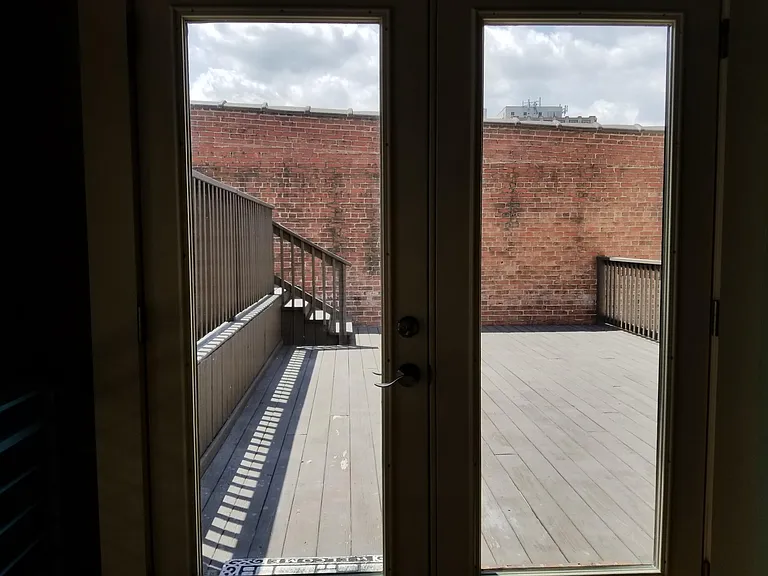 532 S 4th St #501 — Photo 15
