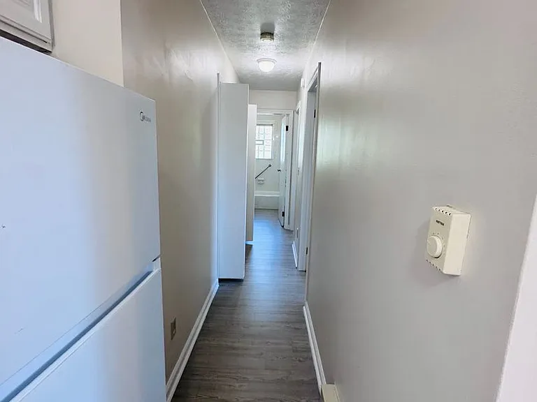 1408 Jackson Ln — Photo 13