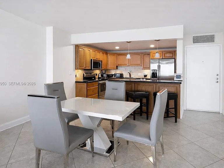 2101 S Ocean Dr #606 — Photo 4