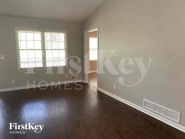 2309 Westland Ml — Photo 4