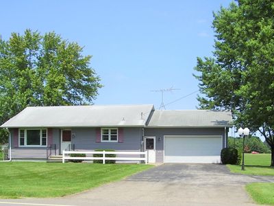 2949 Pipestone Rd, Benton Harbor, MI, 49022