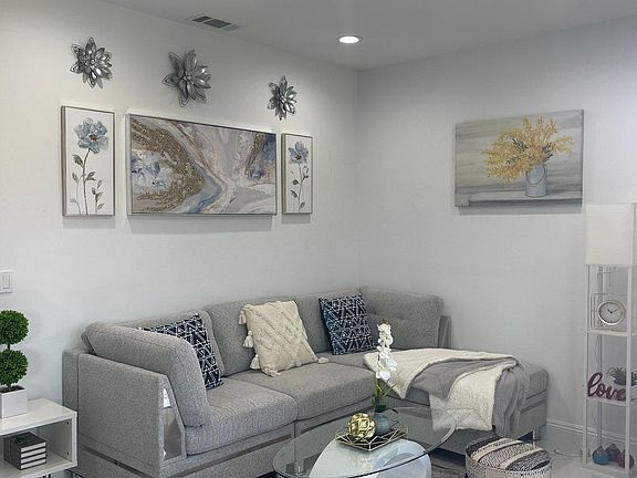 2nd image of 8304 Emerado Cir