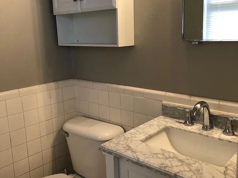 2125 Henderson Dr — Photo 11