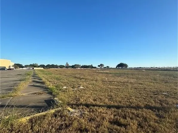 3449 Waldron Rd, Corpus Christi, TX 78418