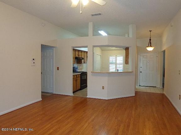 5th image of 12610 Hickory Lakes Dr S