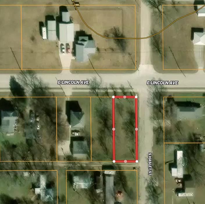 1st image of 1920 E Lincoln Ave