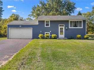 11061 Jane Dr, Alden, NY 14004