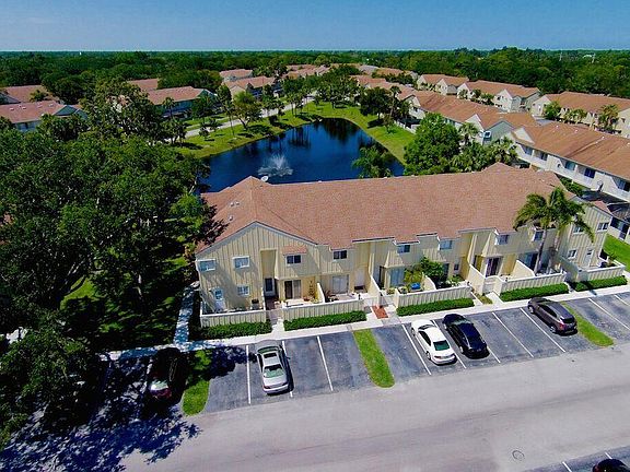2nd image of 6254 Riverwalk Ln Unit 7