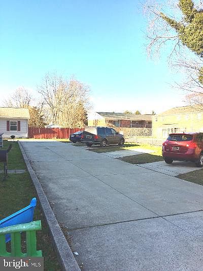 2nd image of 121-121 Four Spruance Rd