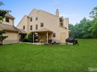 305 Sage Ct, Jackson, NJ 08527