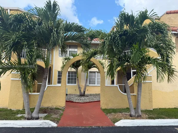 15675 SW 74th Circle Dr APT 5, Miami, FL 33193