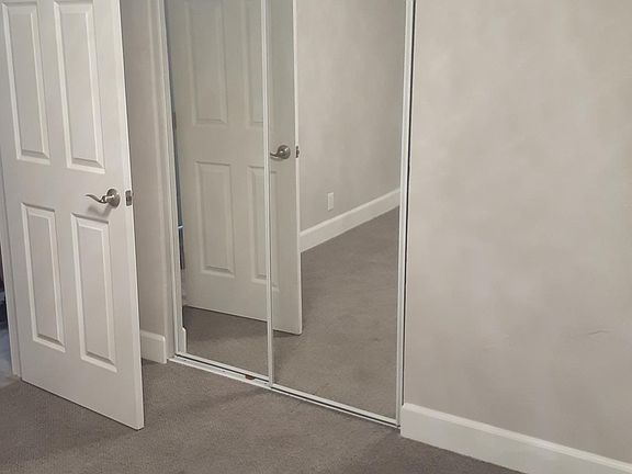 3rd image of 1601 Jordan Dr #33